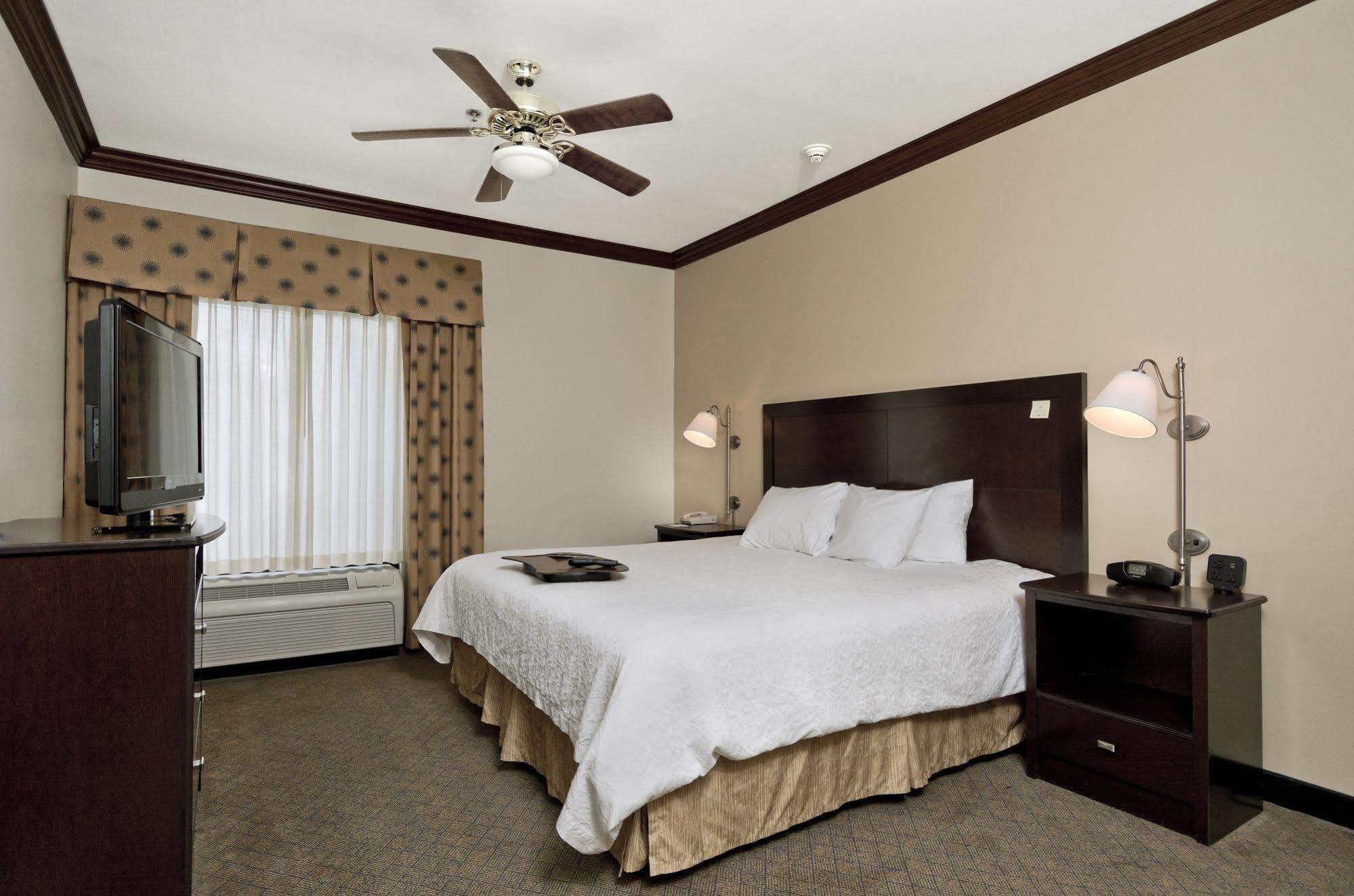 Hampton Inn Asheboro Eksteriør billede